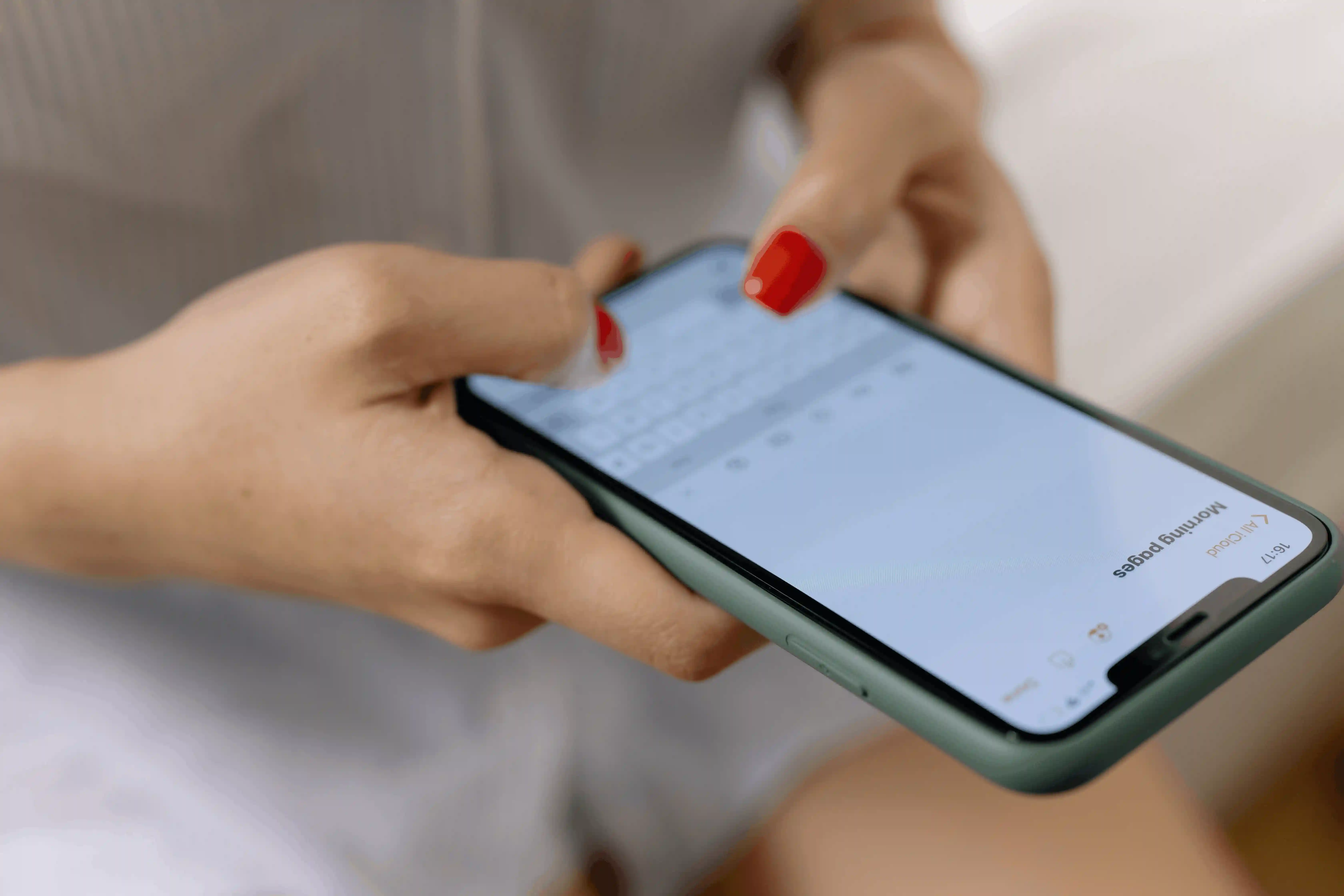 Apple Autocorrect vs Checker: What's the Difference?