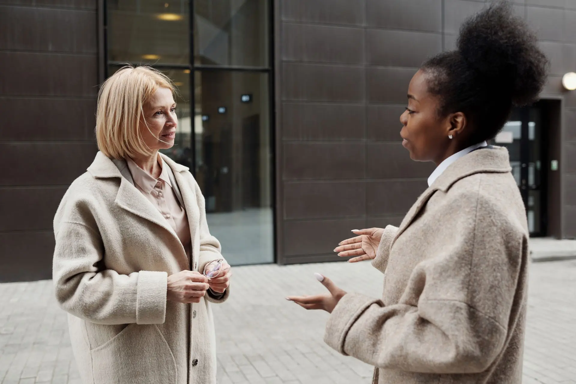 How to Ask for Something Politely Over Text (Without Sounding Weak)