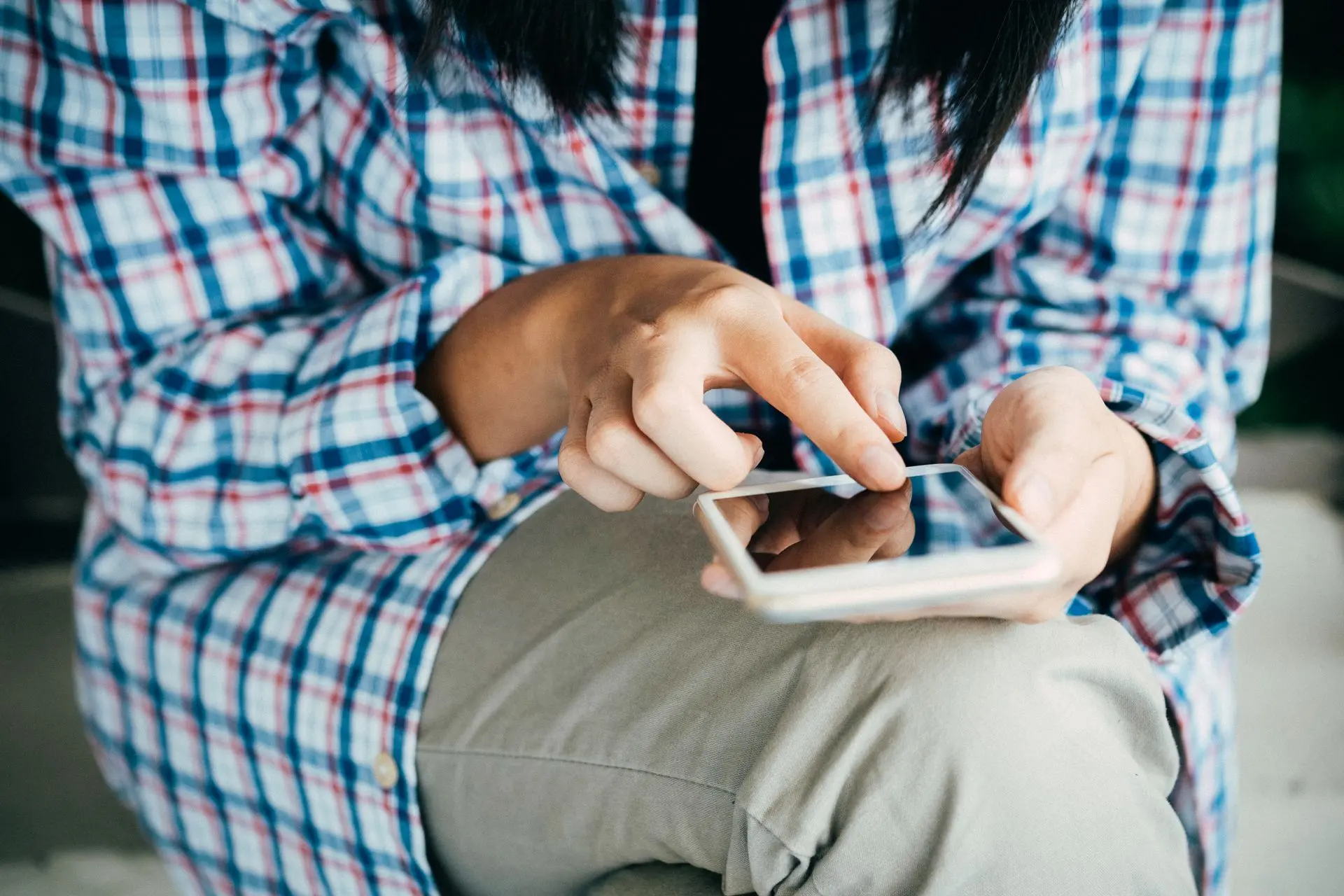 How to Text Confidently in English as a Non-Native Speaker